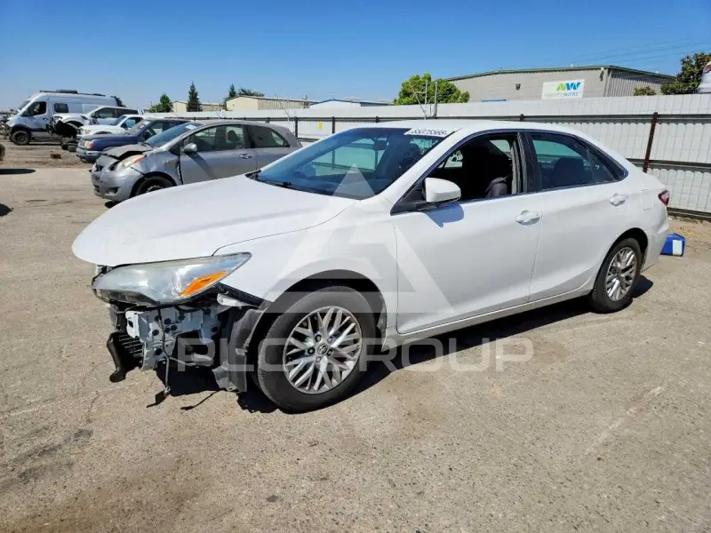 2016 Toyota CAMRY фото