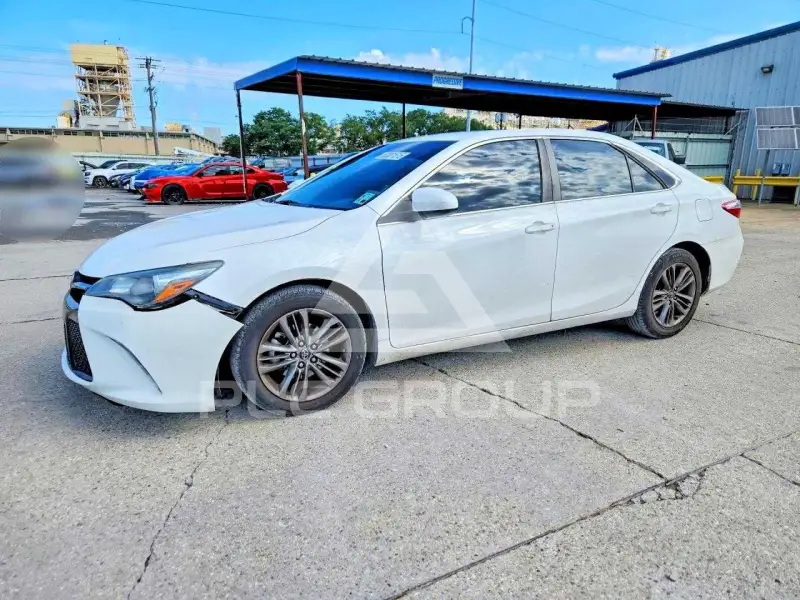 2016 Toyota CAMRY фото