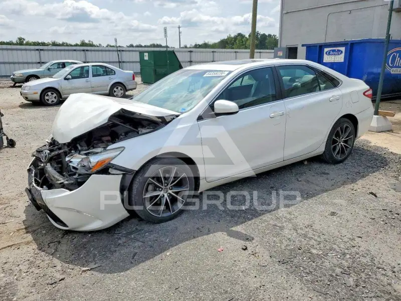 2016 Toyota CAMRY фото