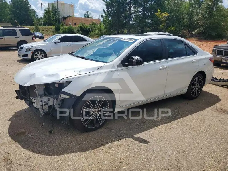 2016 Toyota CAMRY photo