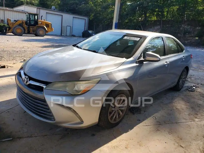 2016 Toyota CAMRY фото