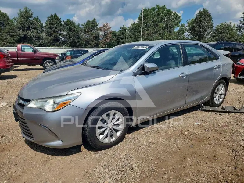 2016 Toyota CAMRY фото