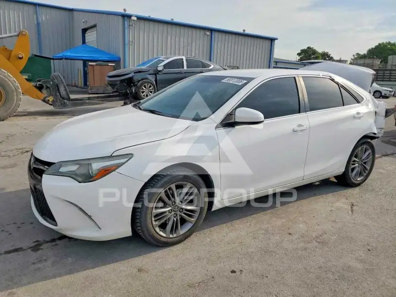 2016 Toyota CAMRY photo