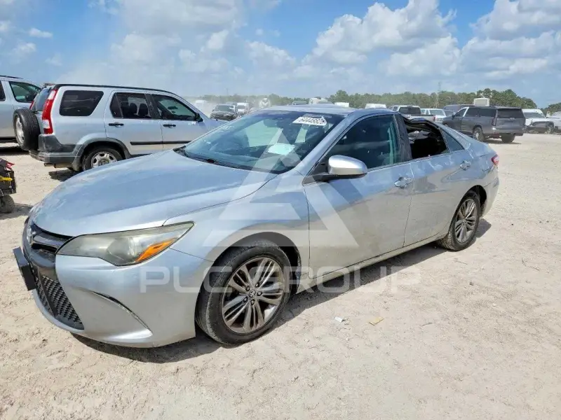 2016 Toyota CAMRY photo