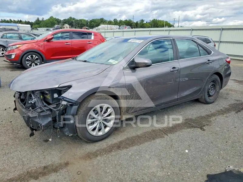 2016 Toyota CAMRY фото