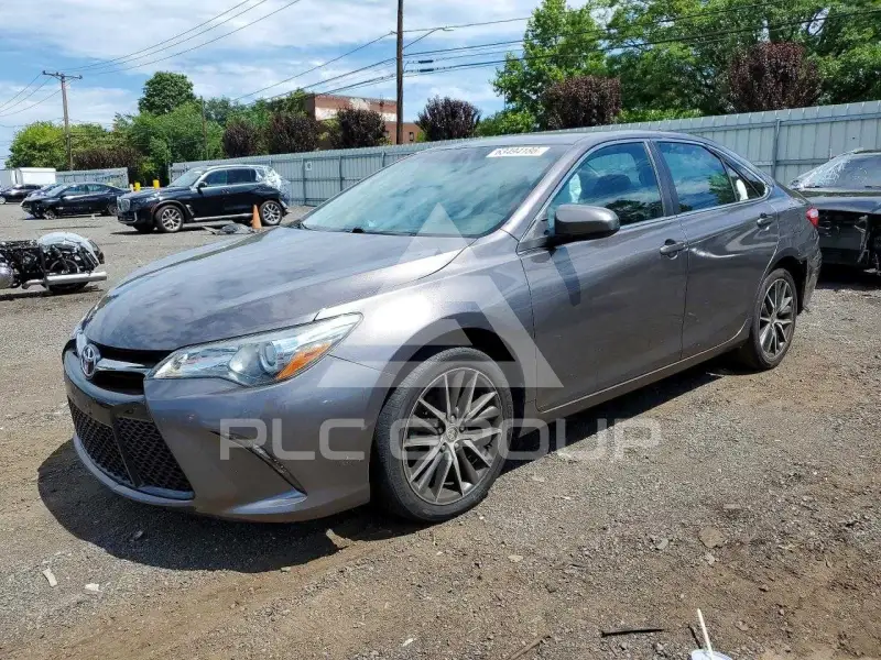 2016 Toyota CAMRY фото