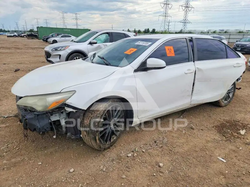 2016 Toyota CAMRY фото