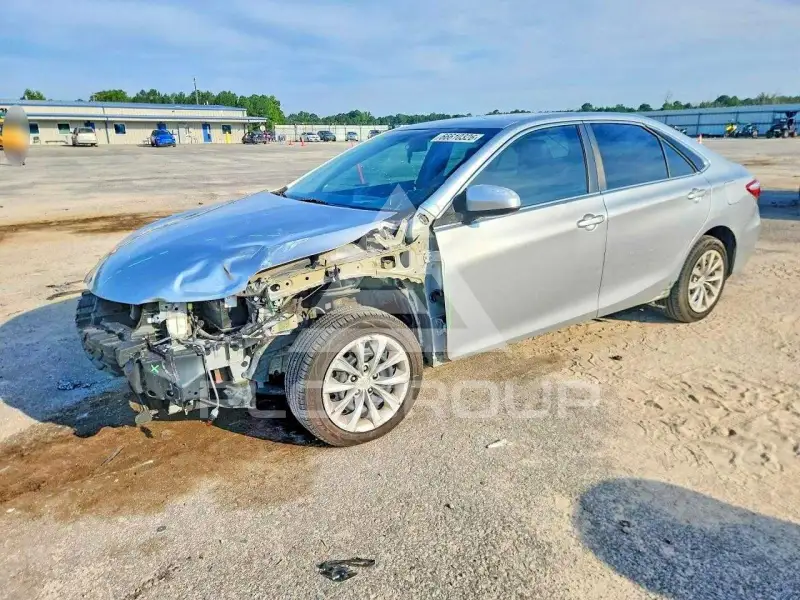 2016 Toyota CAMRY фото