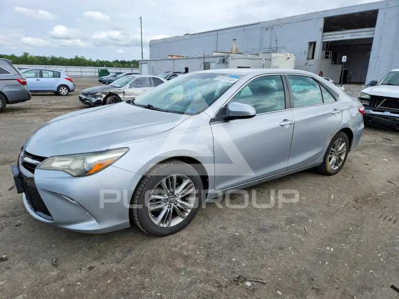 2016 Toyota CAMRY фото