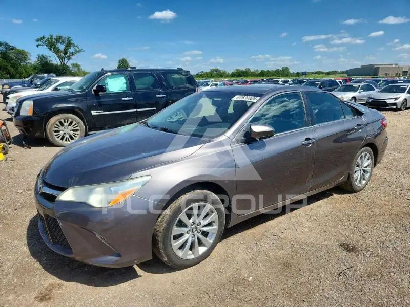 2016 Toyota CAMRY фото