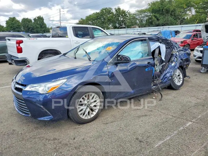 2016 Toyota CAMRY фото