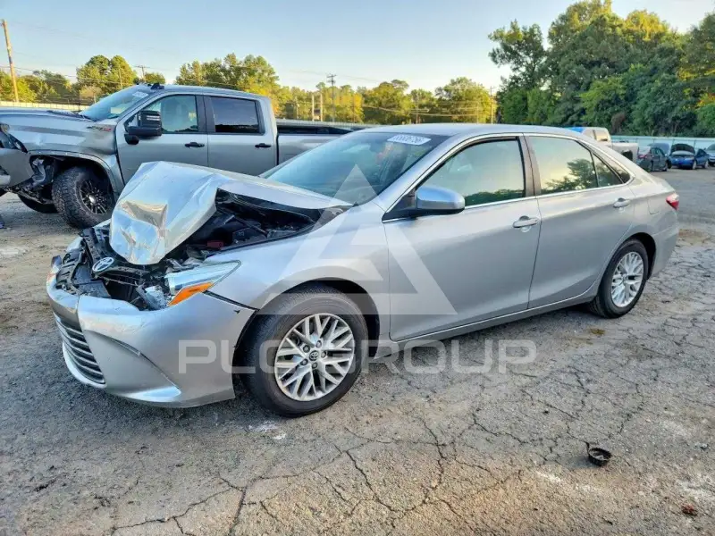 2016 Toyota CAMRY фото