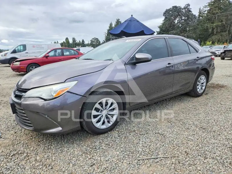 2016 Toyota CAMRY фото