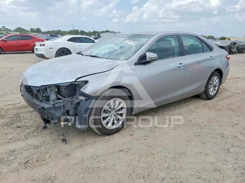2016 Toyota CAMRY фото