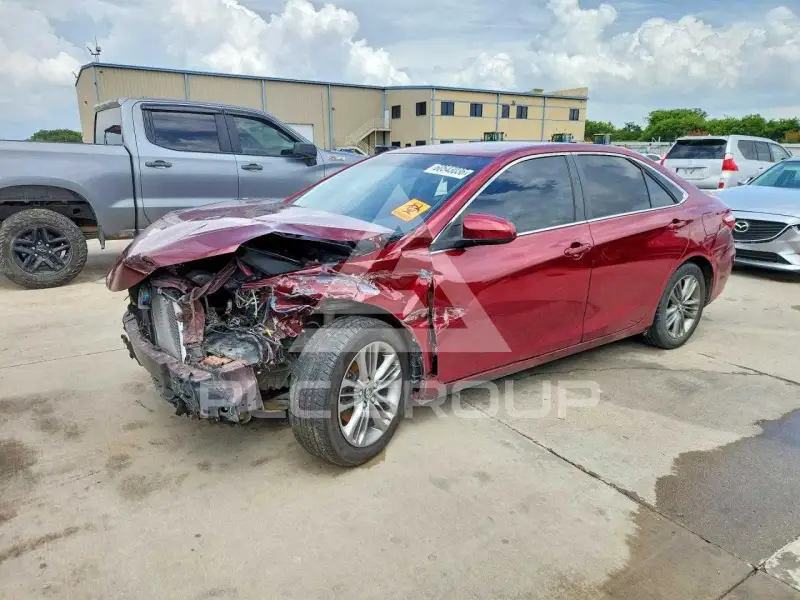 2016 Toyota CAMRY photo