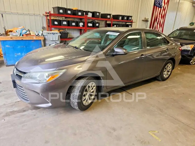 2016 Toyota CAMRY фото
