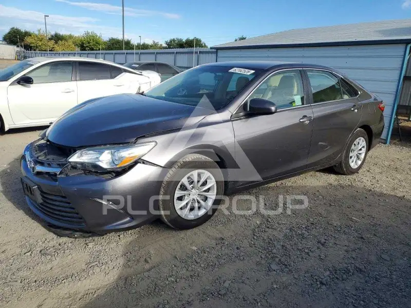 2016 Toyota CAMRY фото
