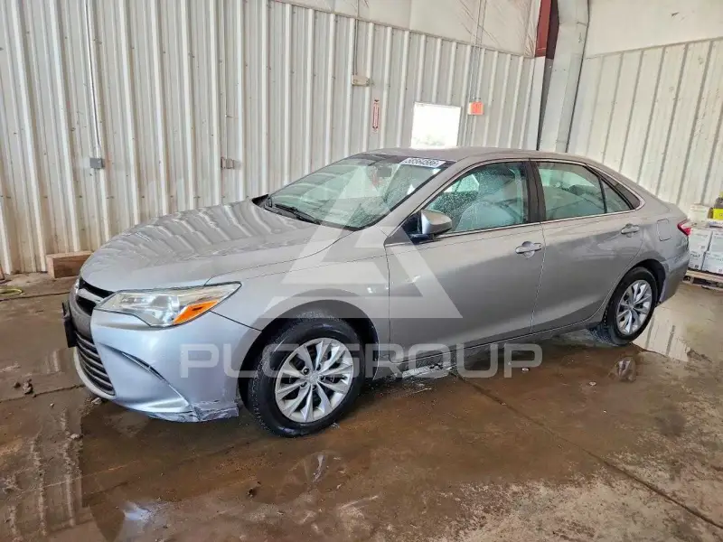 2016 Toyota CAMRY photo