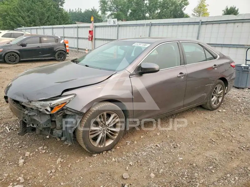 2016 Toyota CAMRY фото