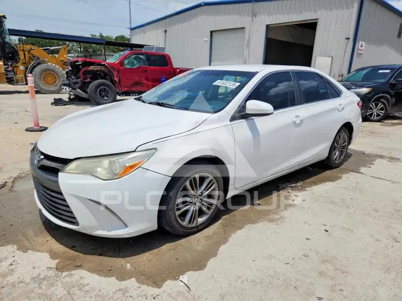 2016 Toyota CAMRY фото
