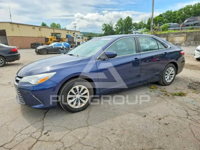 2016 Toyota CAMRY photo