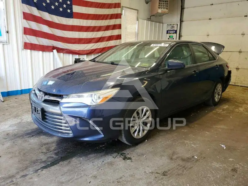 2016 Toyota CAMRY фото