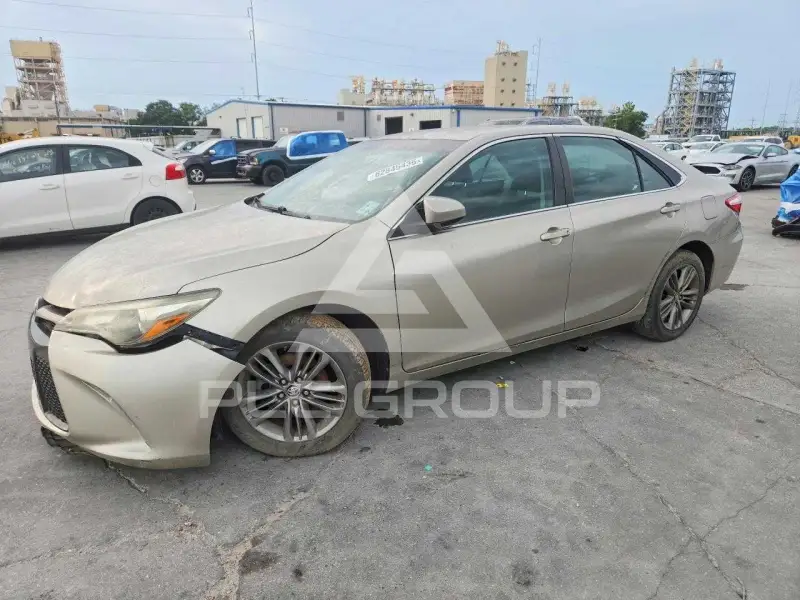 2016 Toyota CAMRY photo