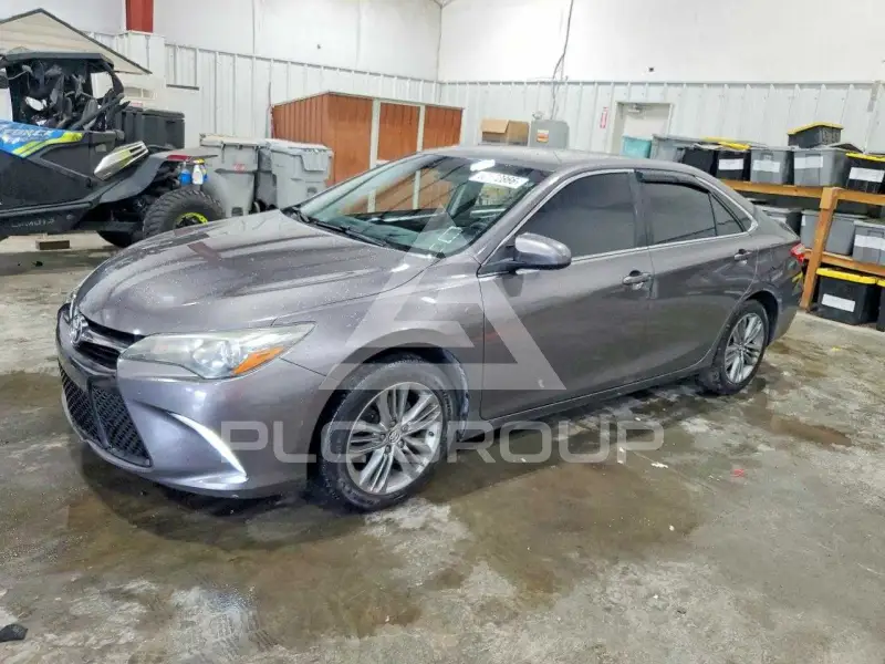 2016 Toyota CAMRY photo