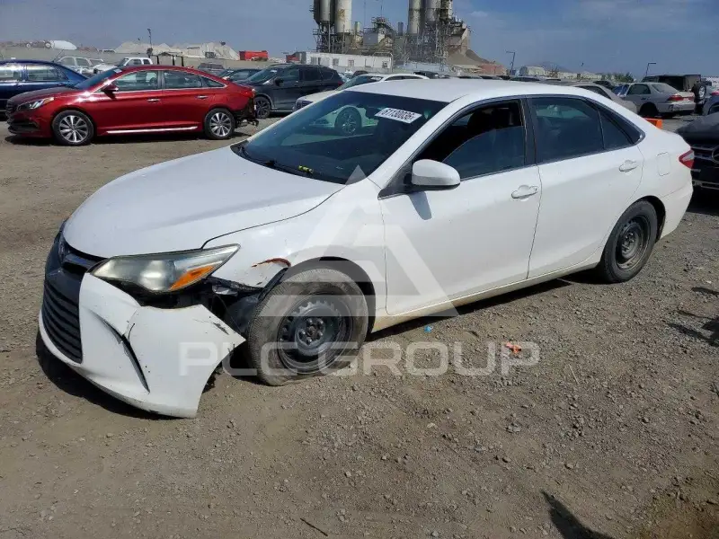 2016 Toyota CAMRY фото