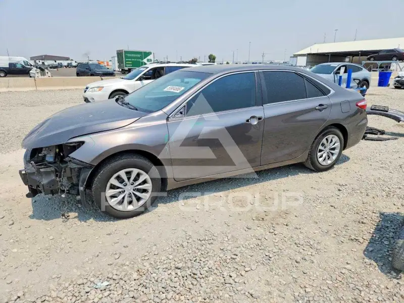 2016 Toyota CAMRY фото