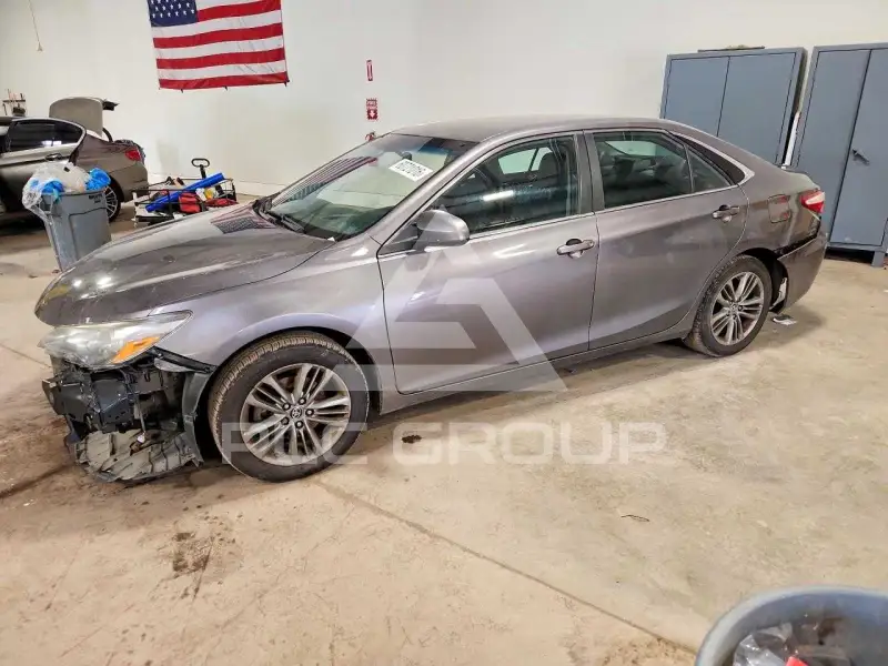 2016 Toyota CAMRY photo