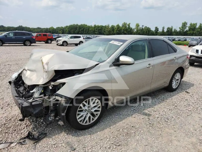2016 Toyota CAMRY фото