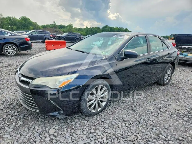 2016 Toyota CAMRY фото