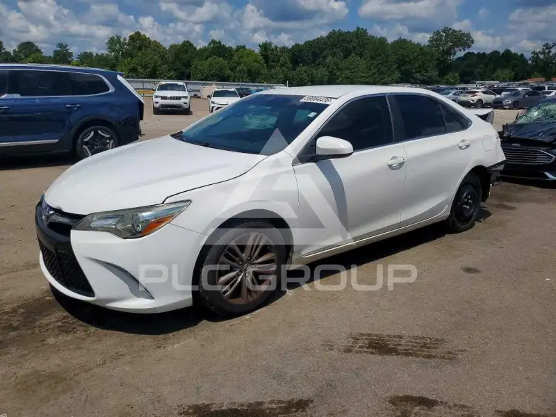 2016 Toyota CAMRY фото