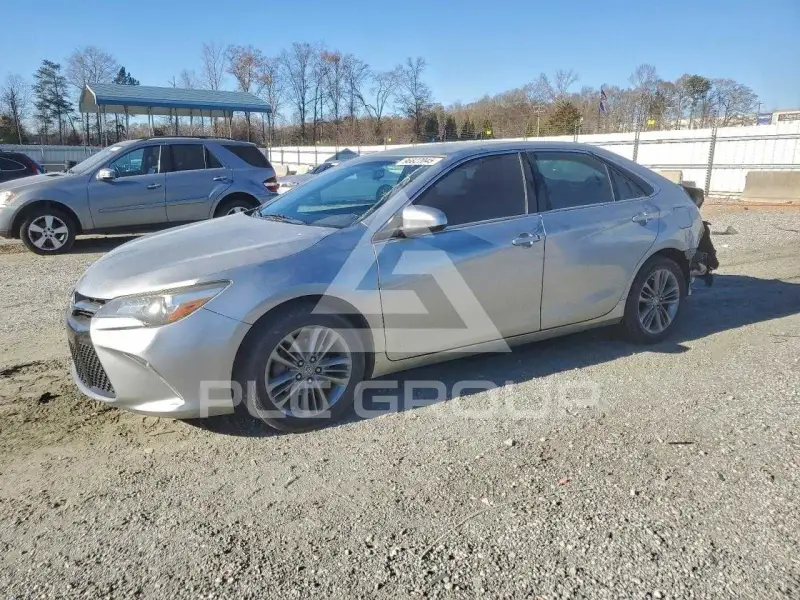 2016 Toyota CAMRY фото