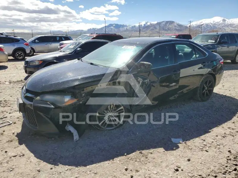 2016 Toyota CAMRY фото