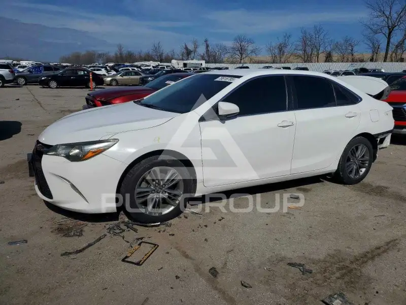 2016 Toyota CAMRY фото