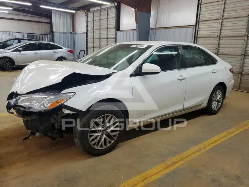 2016 Toyota CAMRY фото