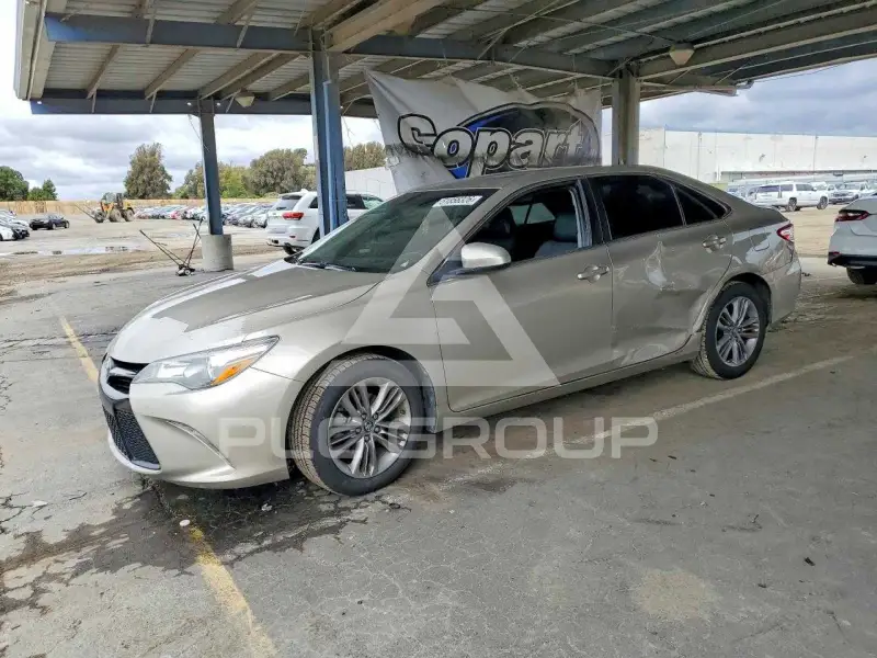 2016 Toyota CAMRY фото