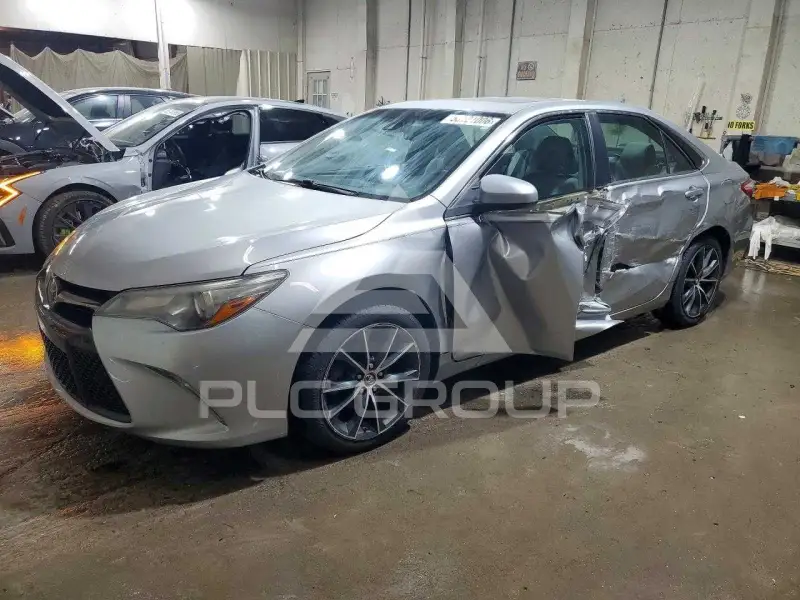 2016 Toyota CAMRY photo