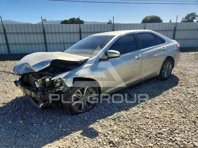 2016 Toyota CAMRY фото