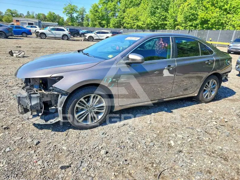 2016 Toyota CAMRY фото