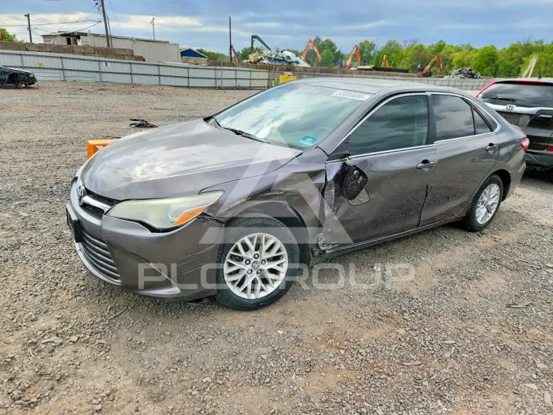 2016 Toyota CAMRY фото