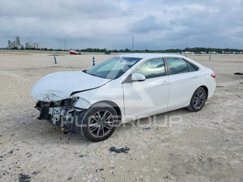 2016 Toyota CAMRY фото
