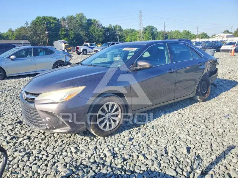 2016 Toyota CAMRY фото