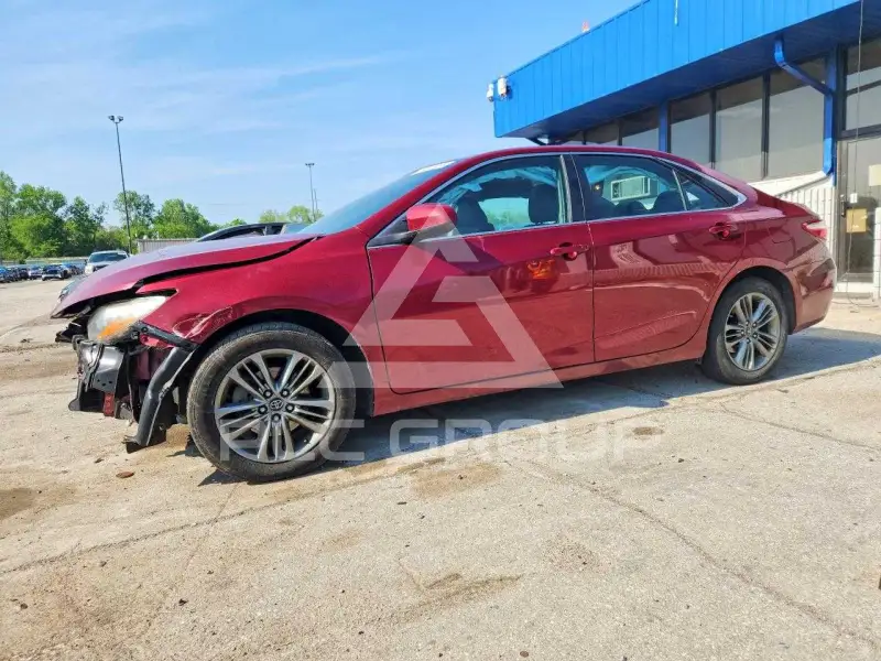 2016 Toyota CAMRY фото