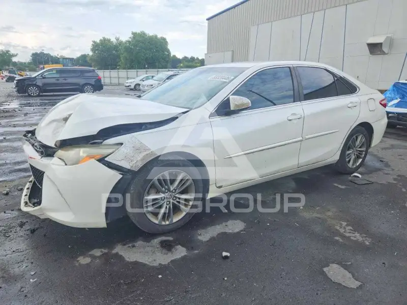 2016 Toyota CAMRY фото