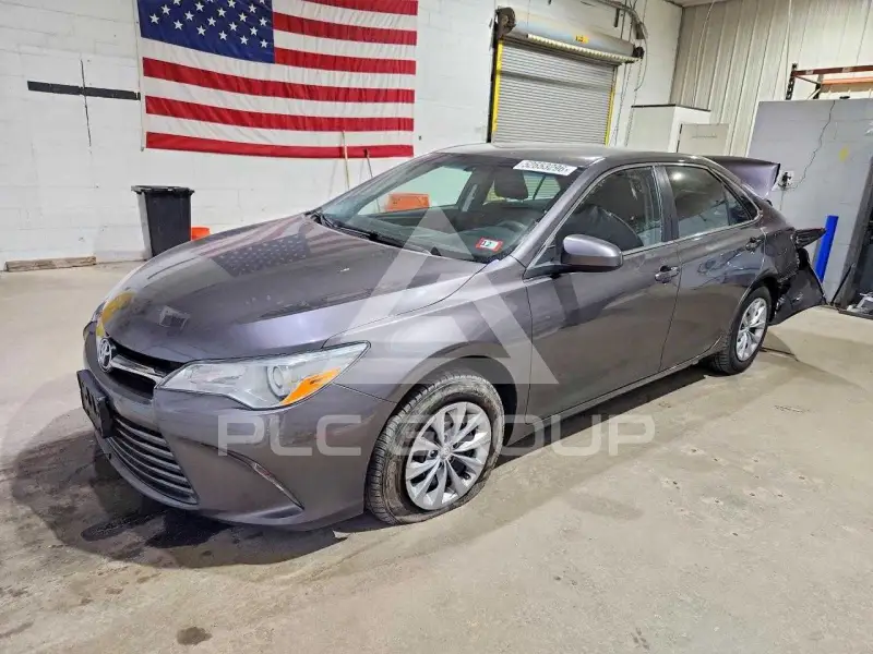 2016 Toyota CAMRY фото