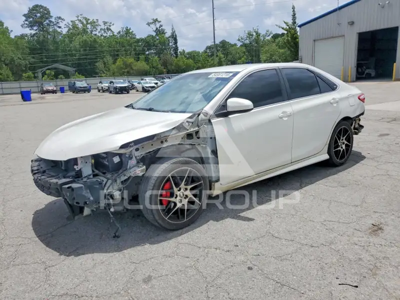2016 Toyota CAMRY фото