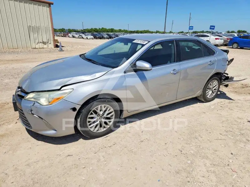 2016 Toyota CAMRY фото